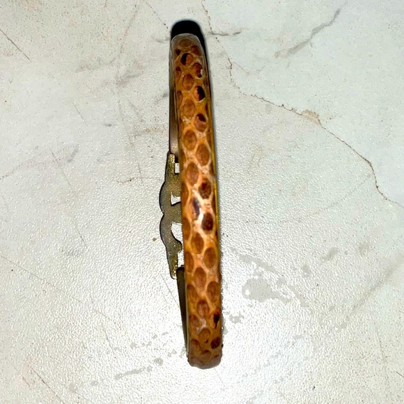 VINTAGE GUCCI GG 24K GOLDPLATED
BEIGE SNAKE'S SKIN BANGLE BRACELET - Picture 9 of 16